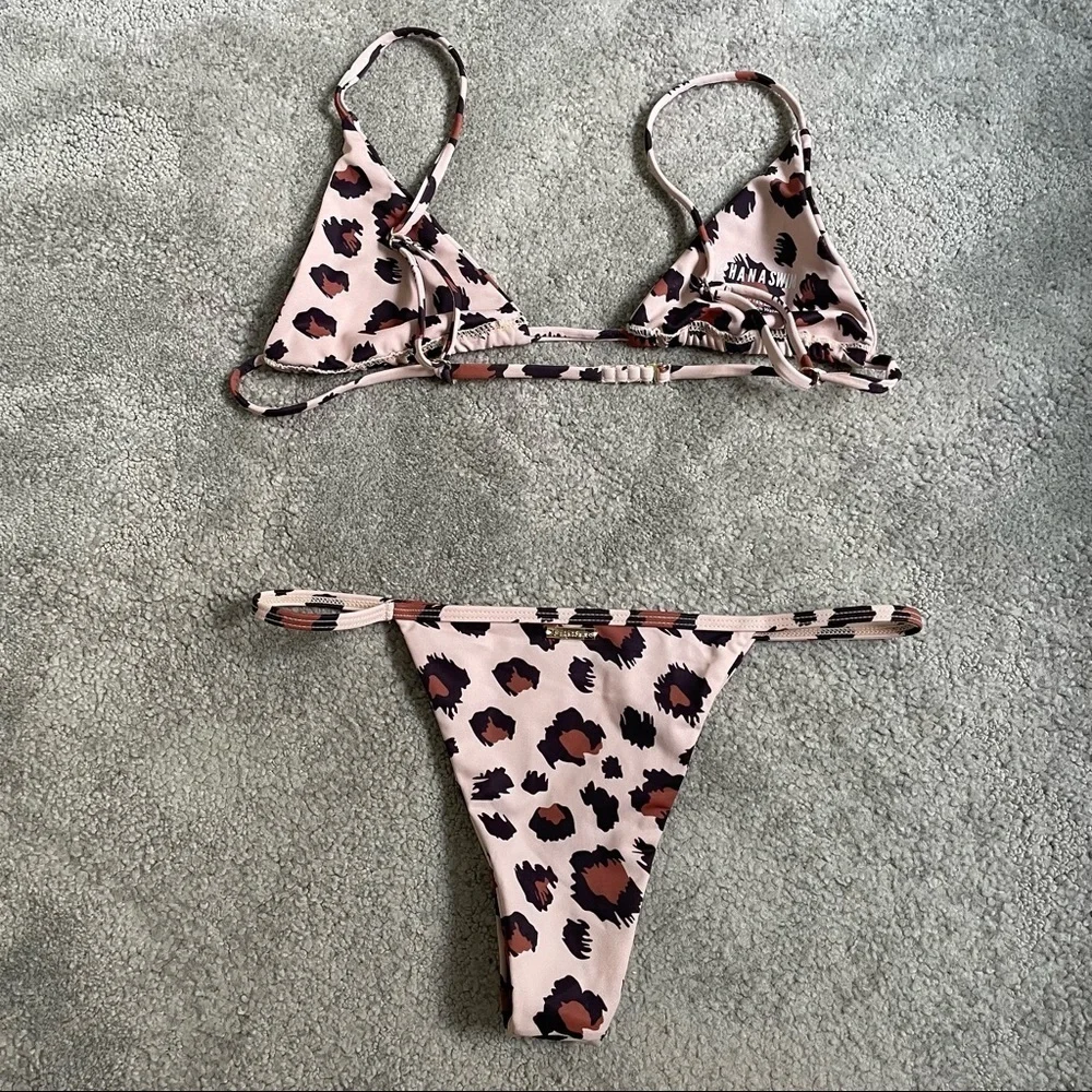 Lahana Swim Leopard Print String Bikini High Cut Bottoms Triangle Top EUC Sz S